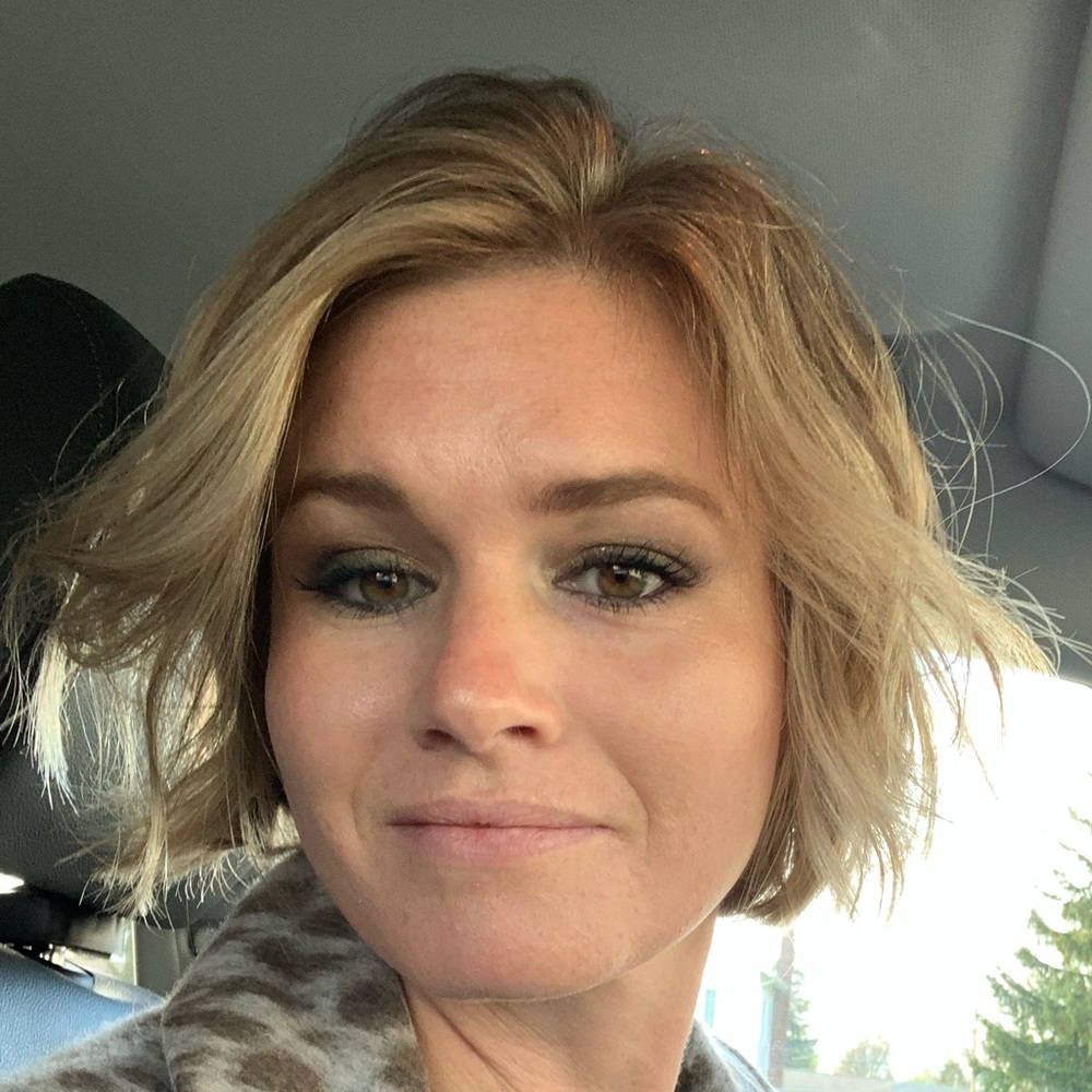 Meet your Posher, Abby